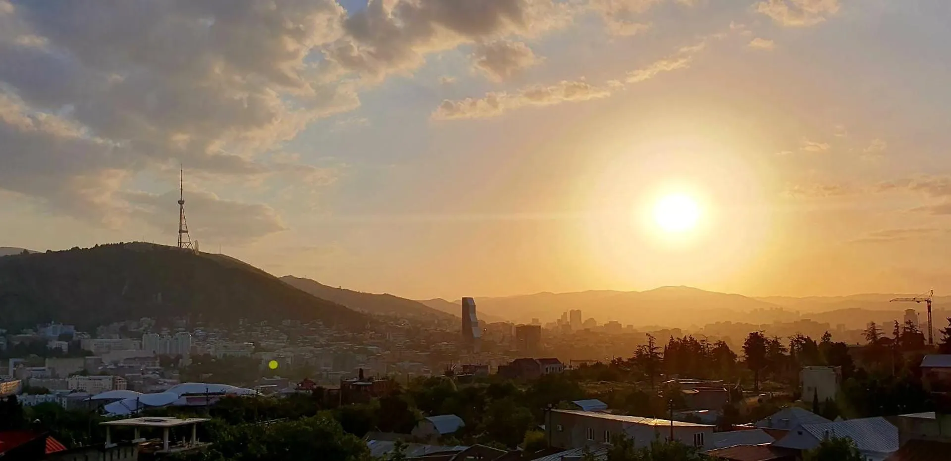 Hotel Hills In Old Tbilisi