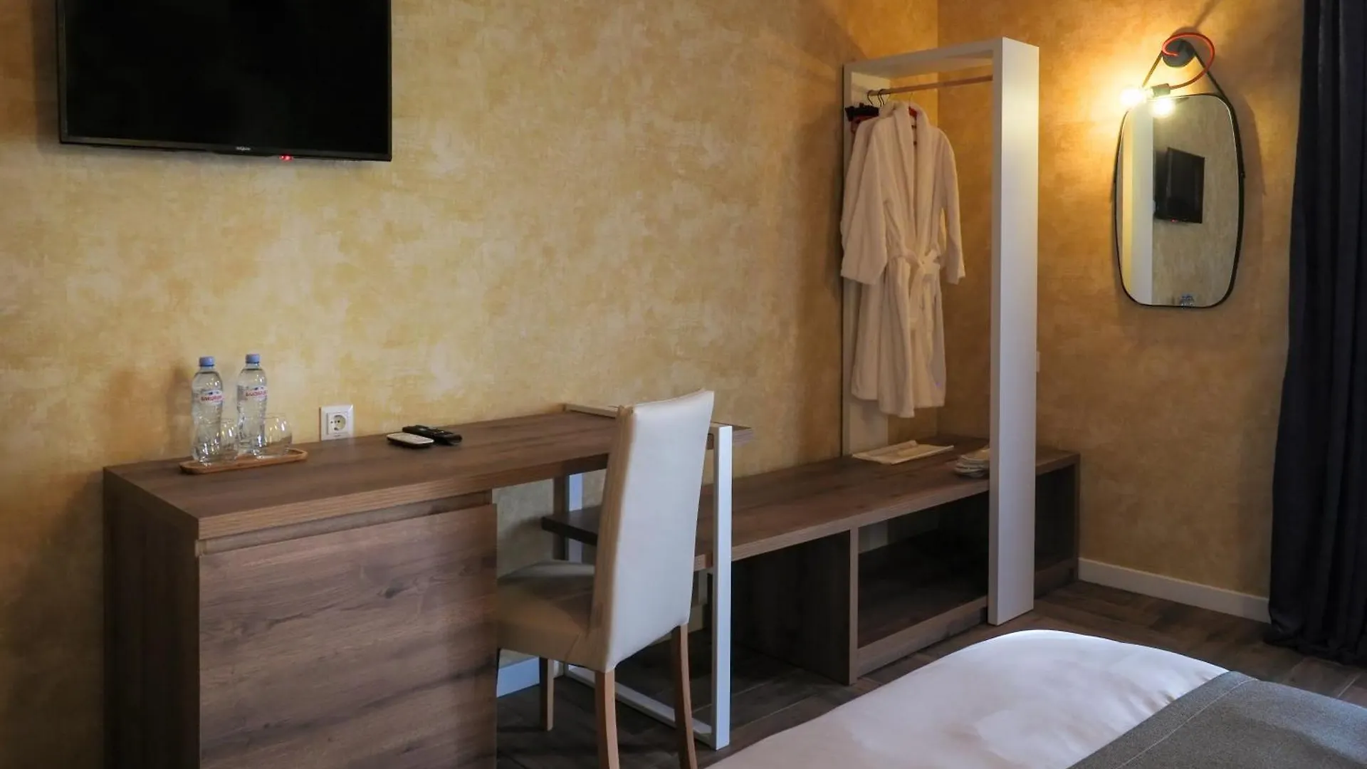 Hotel Hills In Old Tbilisi