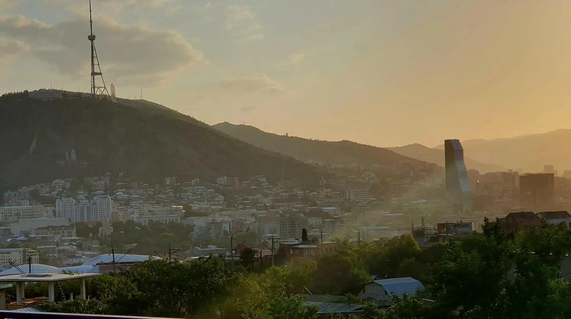 Hotel Hills In Old Tbilisi