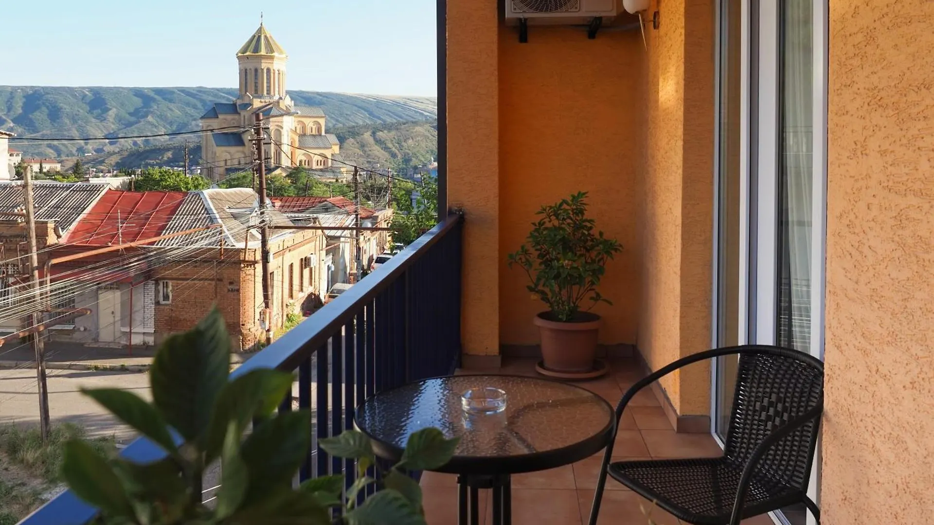 Hotel Hills In Old Tbilisi 3*,  Georgien